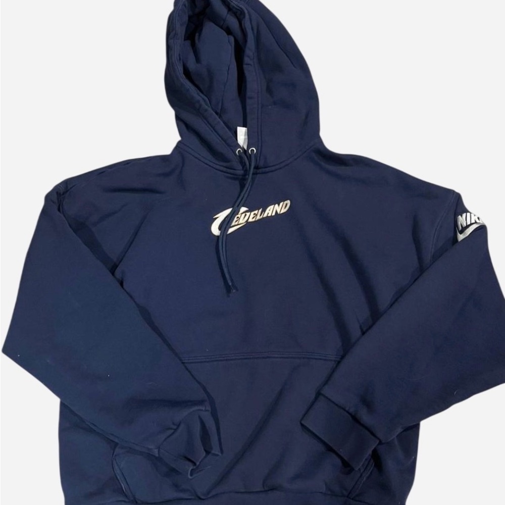 navy blue cleveland cavaliers oversized hoodie